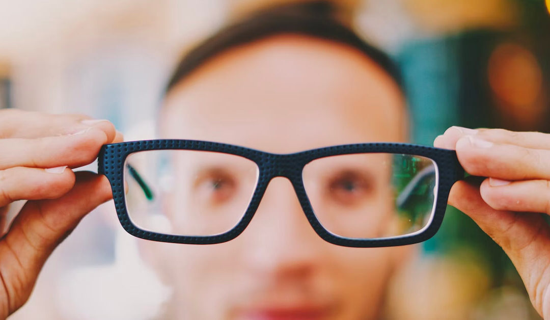 How do you know if you need glasses?